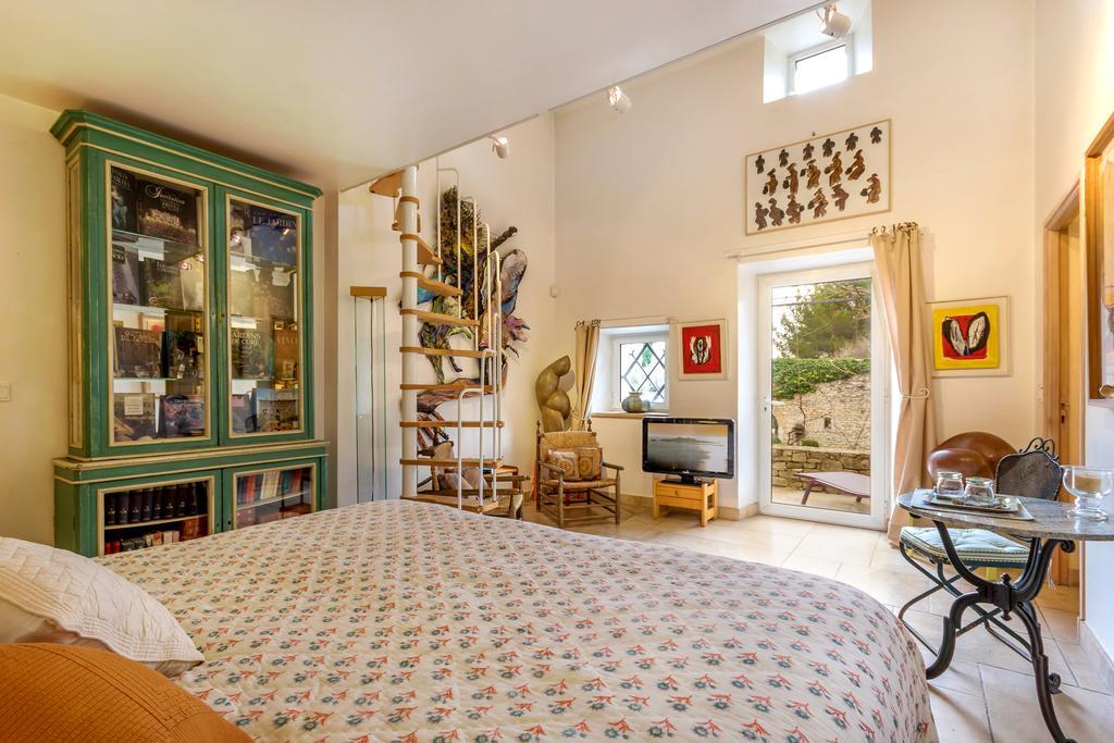 Lou Granos Bed & Breakfast Gordes Dış mekan fotoğraf